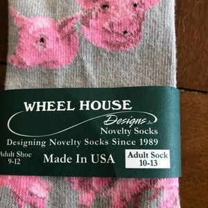 Wheel house pig socks